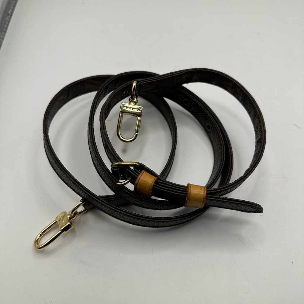 Authentic Louis Vuitton monogram Leather crossbody bag Strap with Gold Hardware